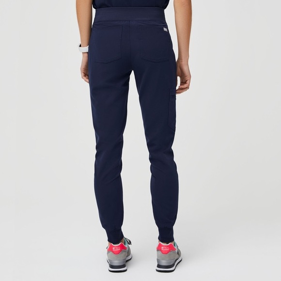 Figs Zamora Jogger Scrub Pants - Picture 2 of 2